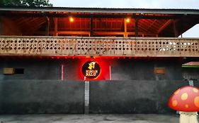 Rumah Nalu Surf Camp
